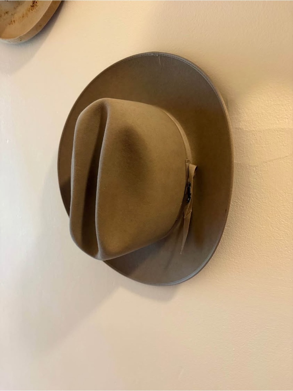 Stetson Cream Felt Hat with White Satin Interior and Brown Leather Sweatband
